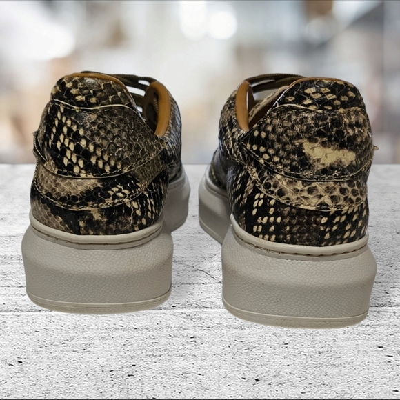 STEVEN by STEVE MADDEN Women's Snakeskin Print Sneakers size U.S. 8.5 euro 39 - Picture 6 of 15